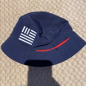 North face USA hat 2 in 1 red blue inside out